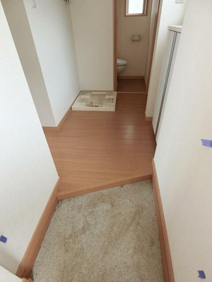 【玄関】 | ジェミニ桜坂 | 明るい玄関です