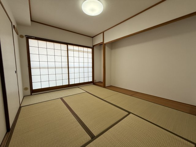 メゾンドール明石山ノ手台Ｂ棟の和室