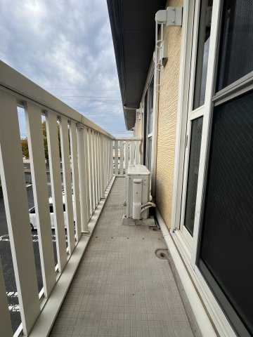 フルール・プリムヴェール Dのバルコニー