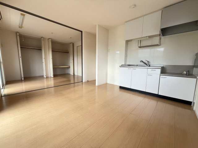 フルール・プリムヴェール Dの居間・リビング