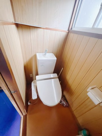 【中古戸建】前橋市青柳町のトイレ|■トイレ｜大きな窓がついていますので換気もしっかりできます！