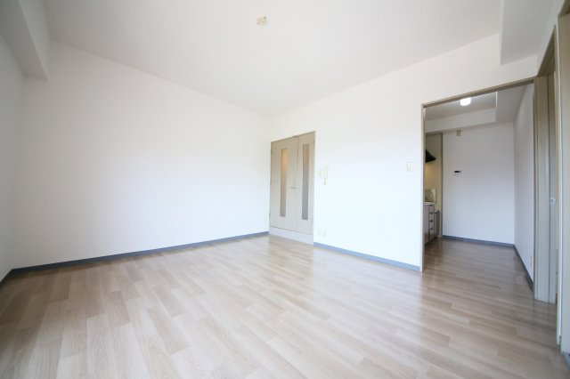 サンライズ旭の居間・リビング