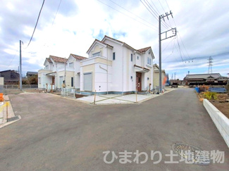 【区画図】 | 中央区田名  5号棟 11期 | 5号棟　角地　南東側約4.5ｍ・北東側約4ｍ各公道　駐車並列2台（車種によります）