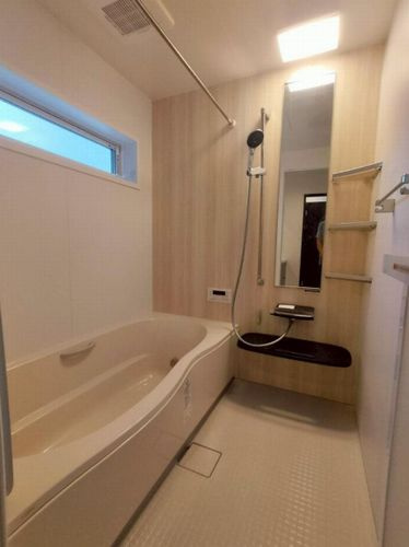 【浴室】 | 【仲介手数料０円】相模原市緑区相原6丁目　中古一戸建て | 相模原市緑区相原6丁目　中古一戸建て