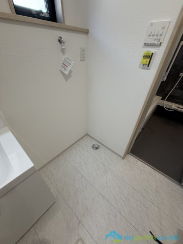 秦野市東田原　新築戸建　全10区画9号棟のランドリースペース