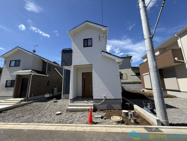 秦野市東田原　新築戸建　全10区画9号棟の外観