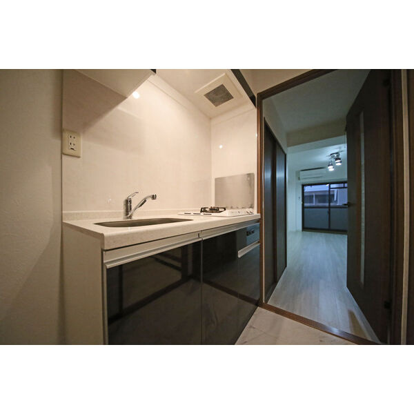 プロビデンス新瑞橋のキッチン