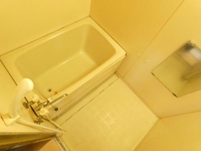 鳥取南８－６－１４貸家の浴室