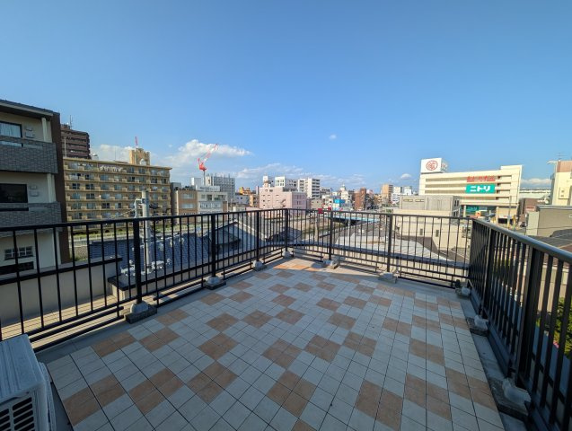 ベルフォート新瑞橋のバルコニー