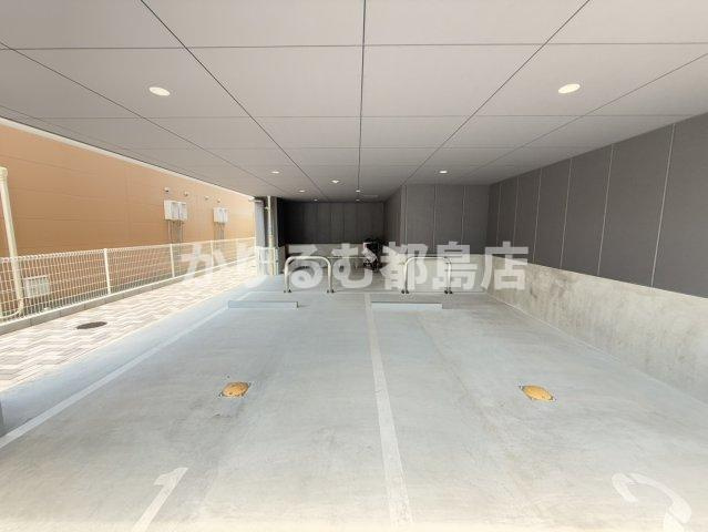 大阪市旭区生江１丁目の賃貸マンションの駐車場