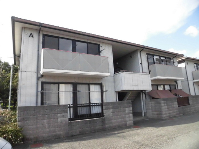 合志市須屋のアパート