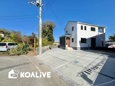 【その他】 | 高崎市寺尾町　新築住宅 | 完成済み！いつでも新生活を始めることができます。
開放感あるLDK！
陽当り、風通しも良い暖かな住まいです。
KOALIVE （コアライブ）【0120-919-727】