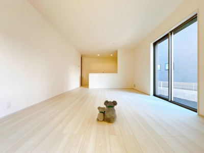 【居間・リビング】 | 高崎市寺尾町　新築住宅 | くつろぎと会話が生まれる、心地よい時間をお過ごしください。