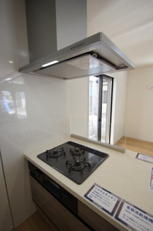 【キッチン】 | 【仲介手数料無料！！】府中市分梅町2丁目　新築戸建て（全1棟）1号棟　5999万円