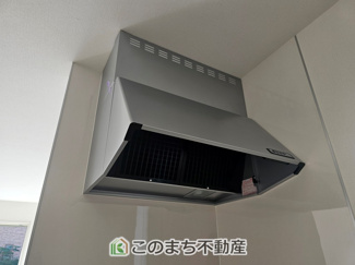 【キッチン】 | ハートフルタウン宇都宮市西川田東町306番　A号棟 | お料理の匂いもスッキリ♪シンプルデザインで掃除も簡単‼