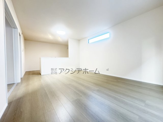 入間市仏子・全5棟　新築一戸建　E号棟　～IDS工法～の居間・リビング|LDK16.0帖