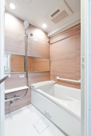 ライオンズガーデン平和台の浴室