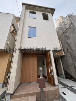 【外観】 | 神戸市長田区日吉町6丁目　新築戸建D号棟　仲介手数料無料 | きれいな外観です