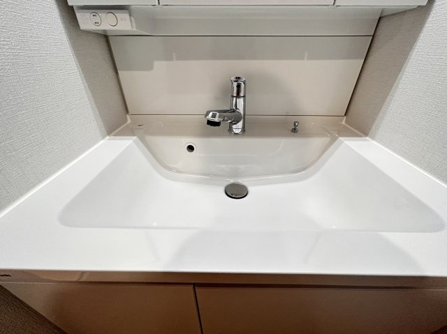 プレステージ灘新在家Ⅲの独立洗面台