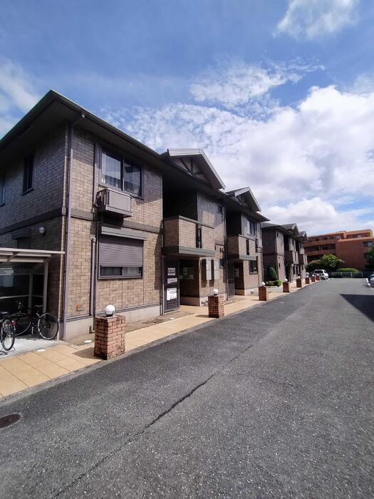 イファルジェンスの外観