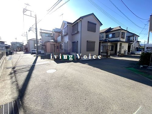 【前面道路含む現地写真】 | 【仲介手数料０円】厚木市下荻野　中古一戸建て | 厚木市下荻野　中古一戸建て
