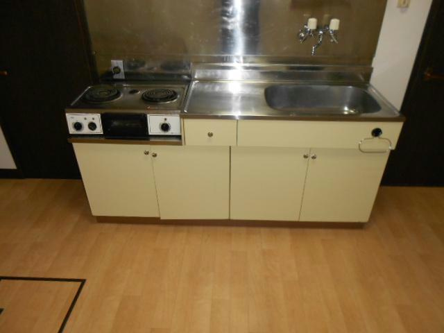 レジデンスマルカワのキッチン