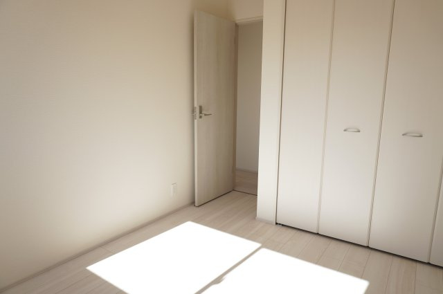 越谷市弥栄町1丁目 新築分譲住宅の洋室