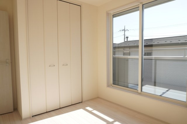 越谷市弥栄町1丁目 新築分譲住宅の洋室