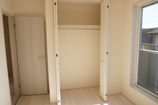 越谷市弥栄町1丁目 新築分譲住宅の収納