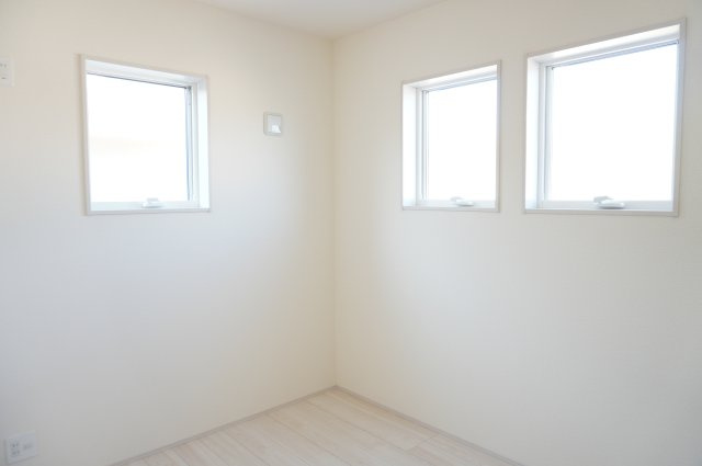 越谷市弥栄町1丁目 新築分譲住宅の洋室|4.5帖