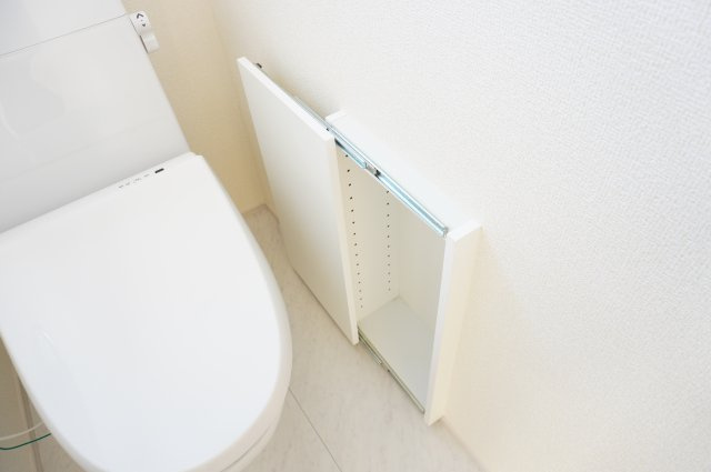 越谷市弥栄町1丁目 新築分譲住宅のトイレ