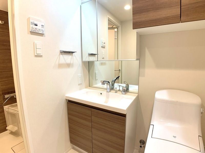 アーバンコア月島の独立洗面台