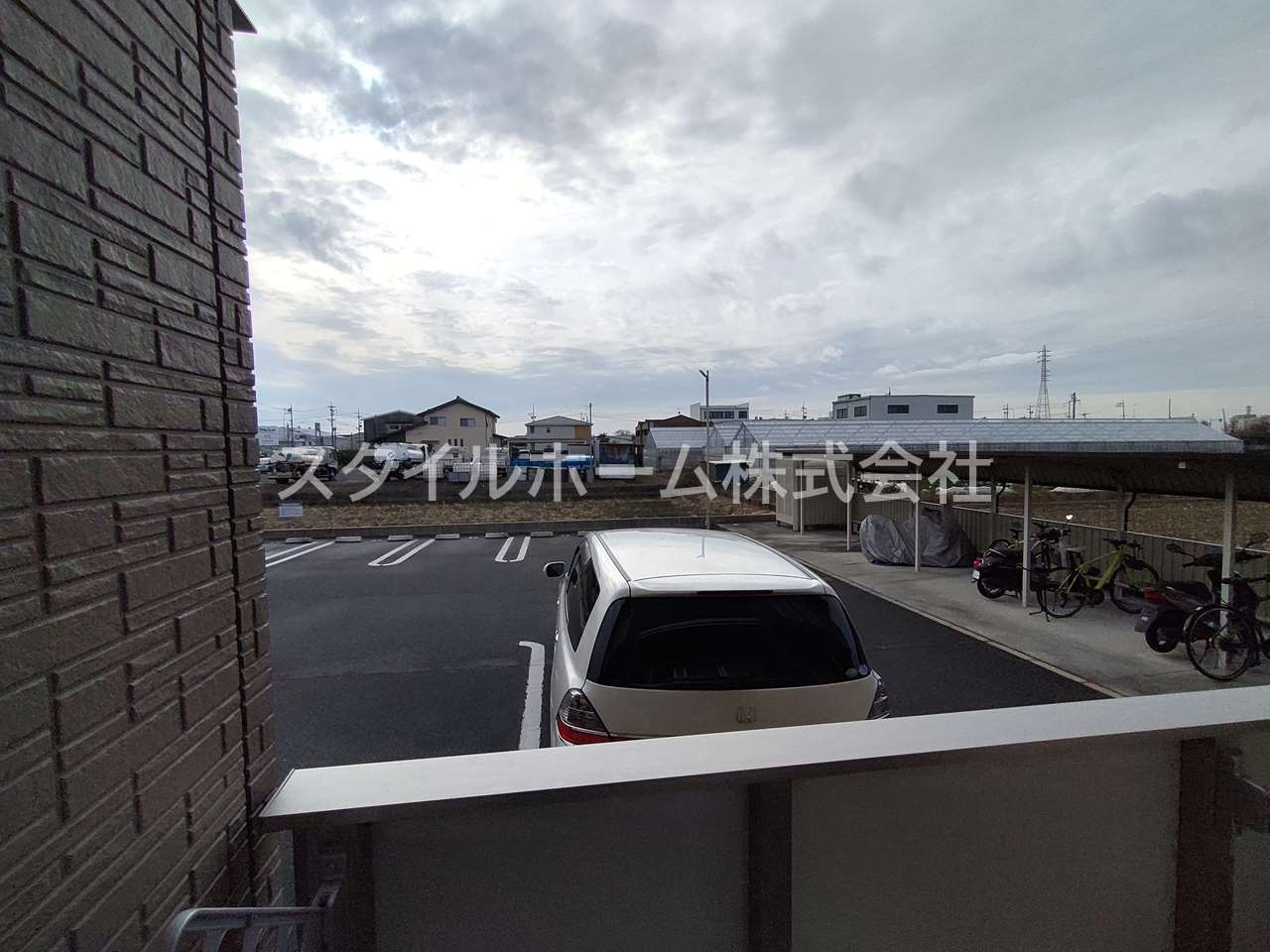 プランドールⅦ B棟の展望|別部屋写真です。