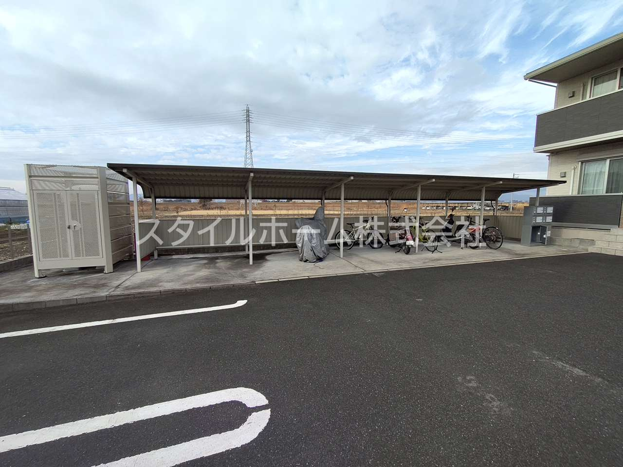 プランドールⅦ B棟の駐車場