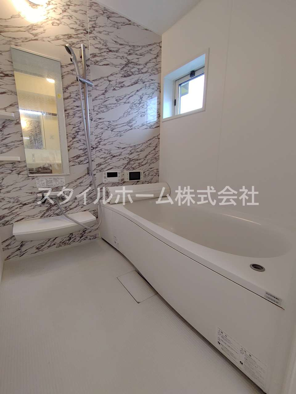 プランドールⅦ B棟の浴室|別部屋写真です。