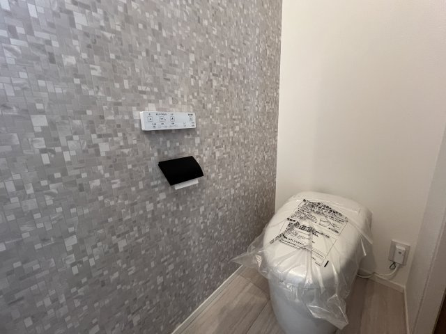 美しが丘の名の通りハイデザイン！【青葉区美しが丘4丁目】新築戸建のトイレ|清潔感のあるトイレです