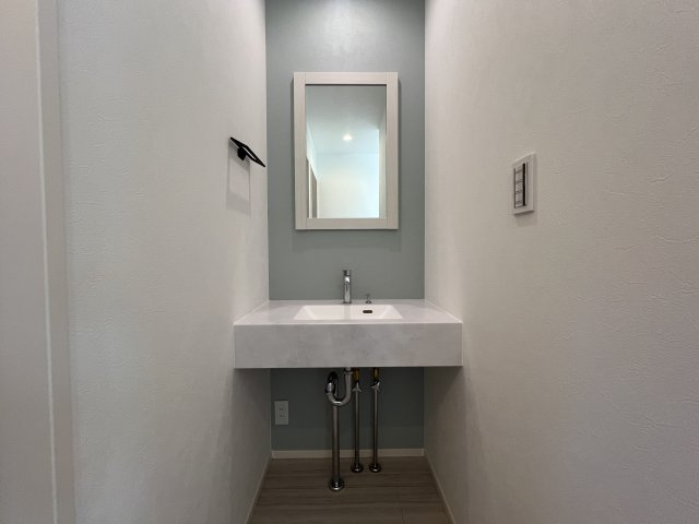 美しが丘の名の通りハイデザイン！【青葉区美しが丘4丁目】新築戸建の独立洗面台|独立洗面台です