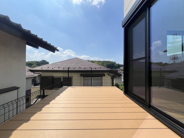 美しが丘の名の通りハイデザイン！【青葉区美しが丘4丁目】新築戸建のバルコニー