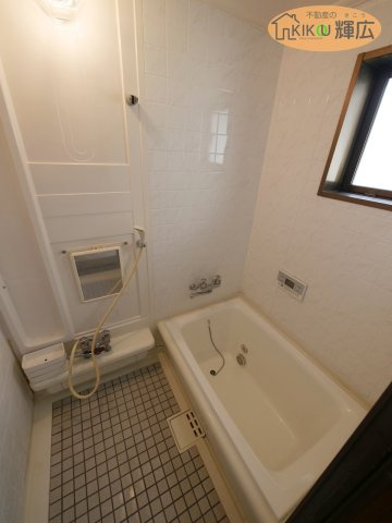 【浴室】 | 高砂市阿弥陀町南池　中古戸建