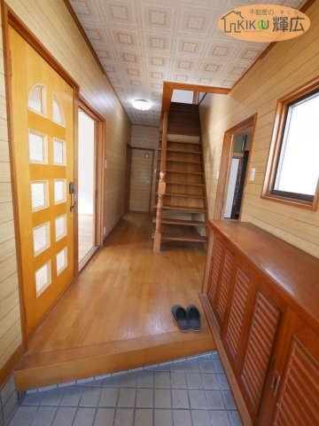 【玄関】 | 高砂市阿弥陀町南池　中古戸建