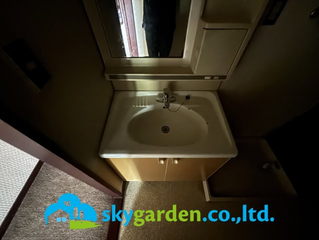 鶴巻温泉サマリヤマンションの独立洗面台