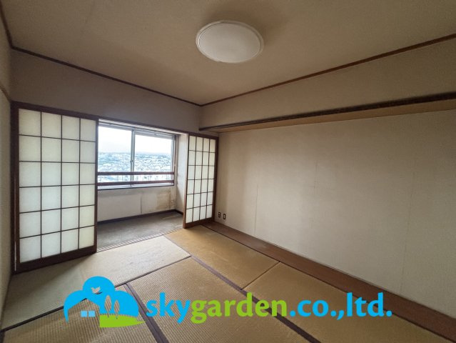 鶴巻温泉サマリヤマンションの和室