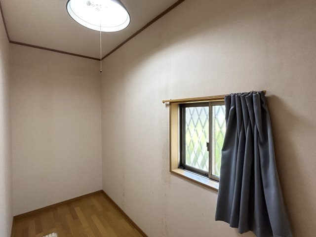 阿南市才見町光の大地中古戸建ての収納