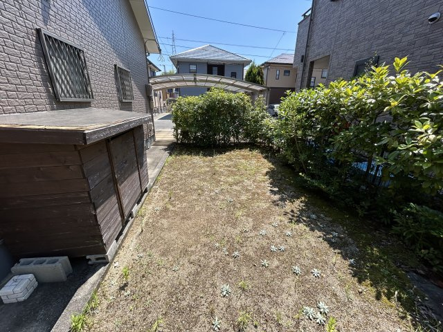 阿南市才見町光の大地中古戸建ての庭