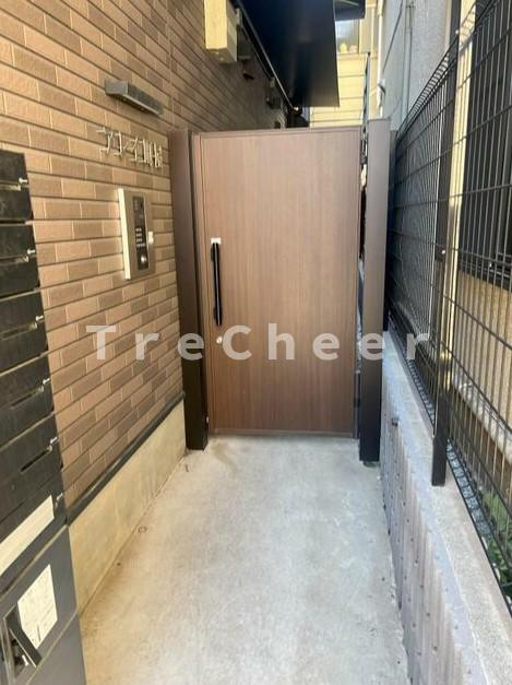 アレイ町屋のエントランス