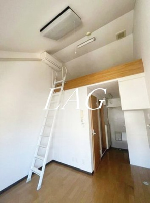 【居間・リビング】 | メゾンＡＲＡＩⅡ | 洋室のお部屋です。