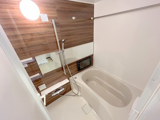 プレジオ西中島ASIANの浴室