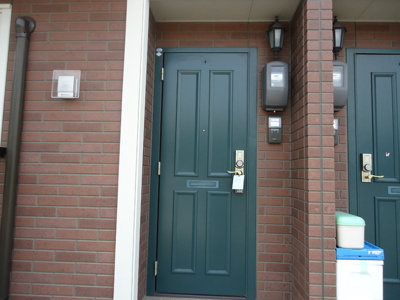 【玄関】 | クラウン ヒル B棟