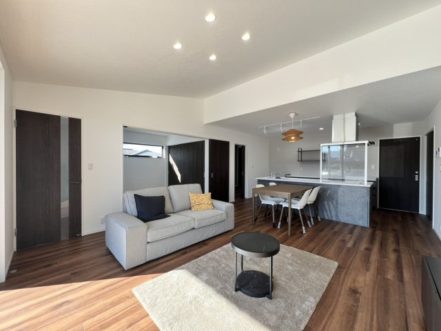 ☆★☆完成見学会開催中☆★☆タスリエPLUS千丁町の居間・リビング