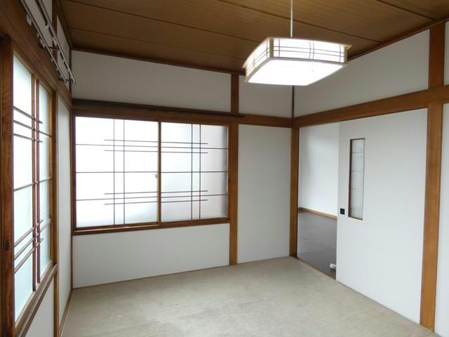 昭和中央１－４３－４貸家の居間・リビング